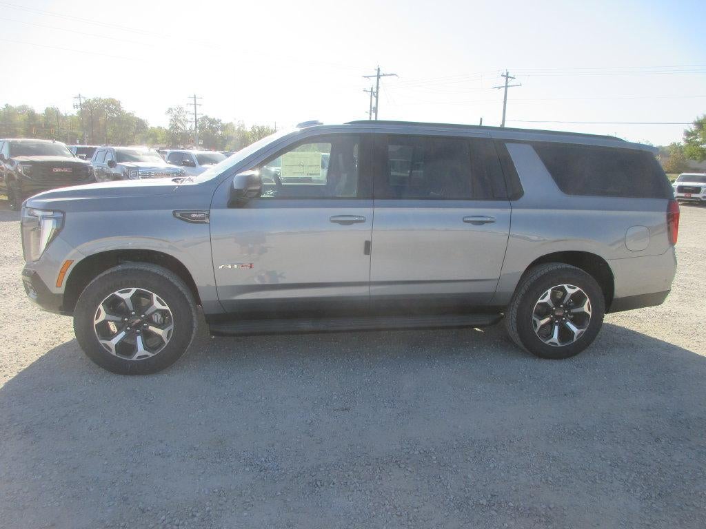 2027 GMC Yukon XL AT4 - Photo 7