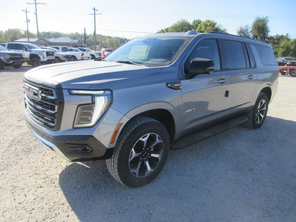 2027 GMC Yukon XL AT4 - Photo 9