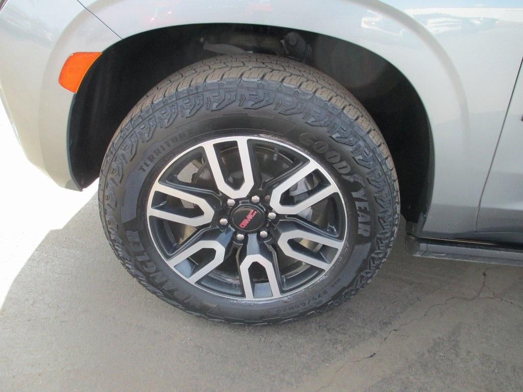 2023 GMC Yukon XL AT4