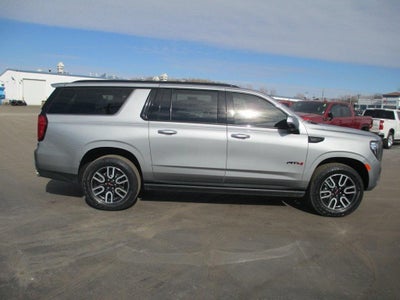 2023 GMC Yukon XL AT4