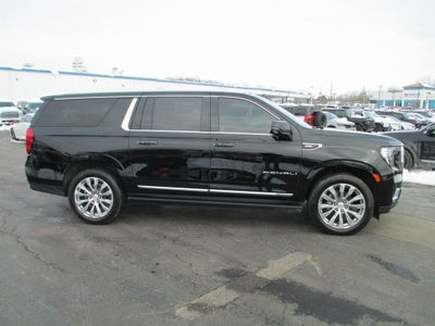 2023 GMC Yukon XL Denali