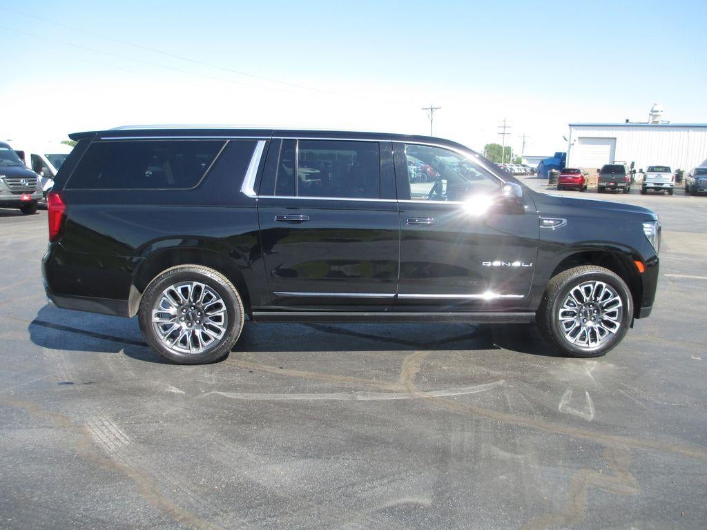 2024 GMC Yukon XL Denali Ultimate