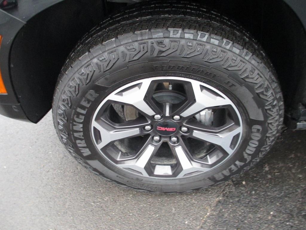 2025 GMC Yukon AT4 Ultimate