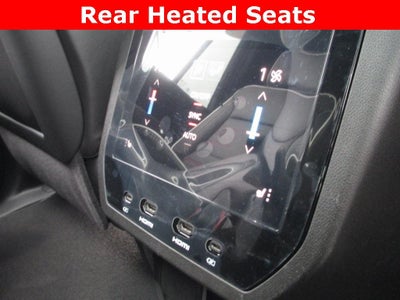 2025 GMC Yukon AT4 Ultimate