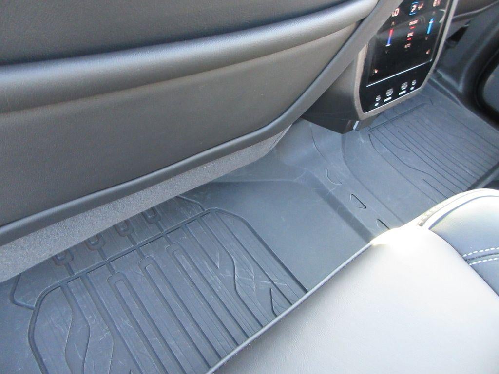 2025 GMC Yukon XL AT4 Ultimate