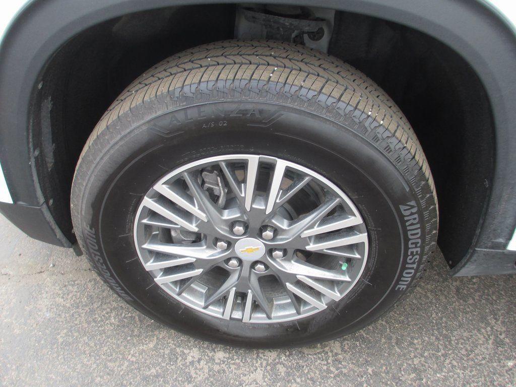 2024 Chevrolet Traverse LS