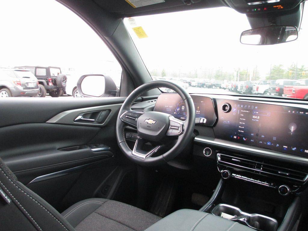 2024 Chevrolet Traverse LS