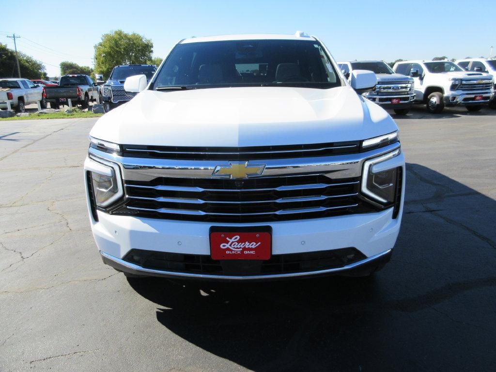 2025 Chevrolet Suburban LT