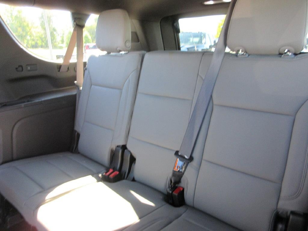 2025 Chevrolet Suburban LT