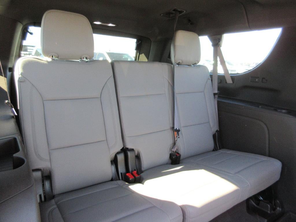 2025 Chevrolet Suburban LT