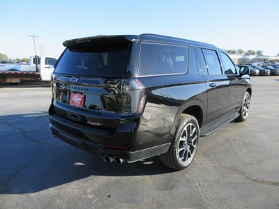 2025 Chevrolet Suburban RST