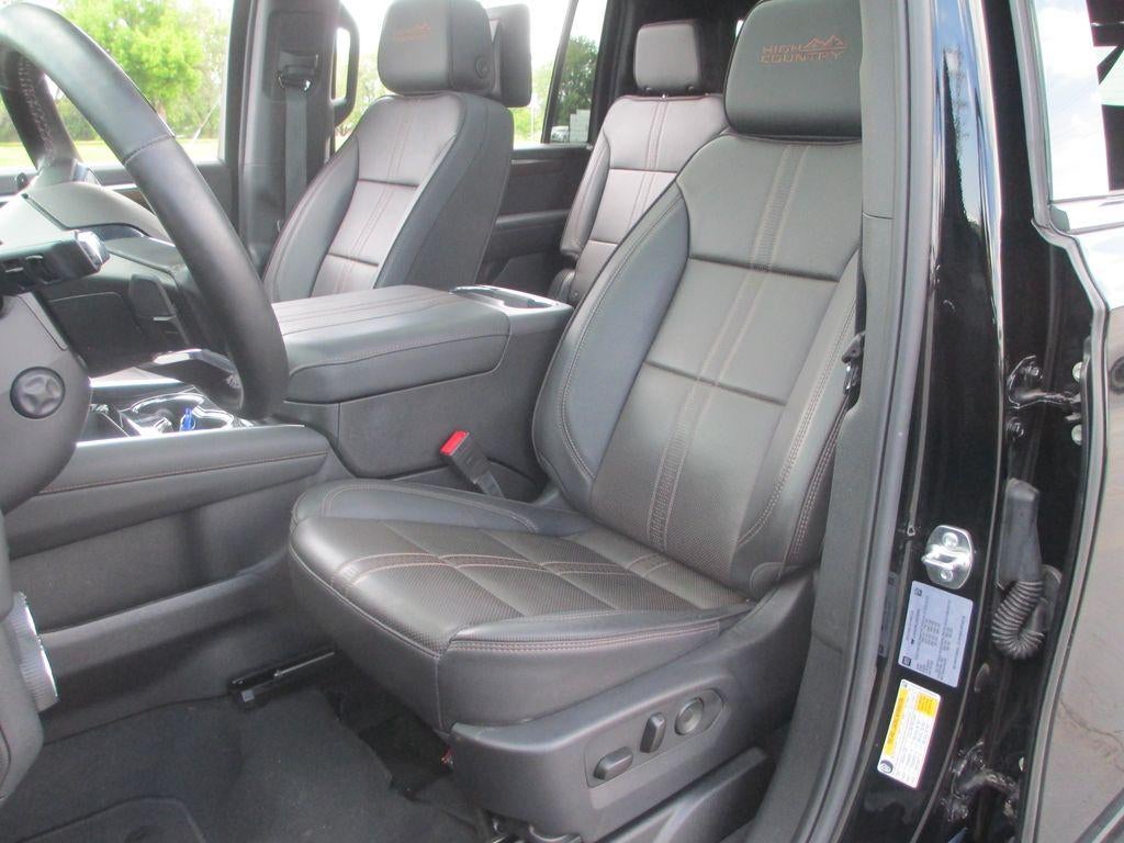 2025 Chevrolet Suburban High Country