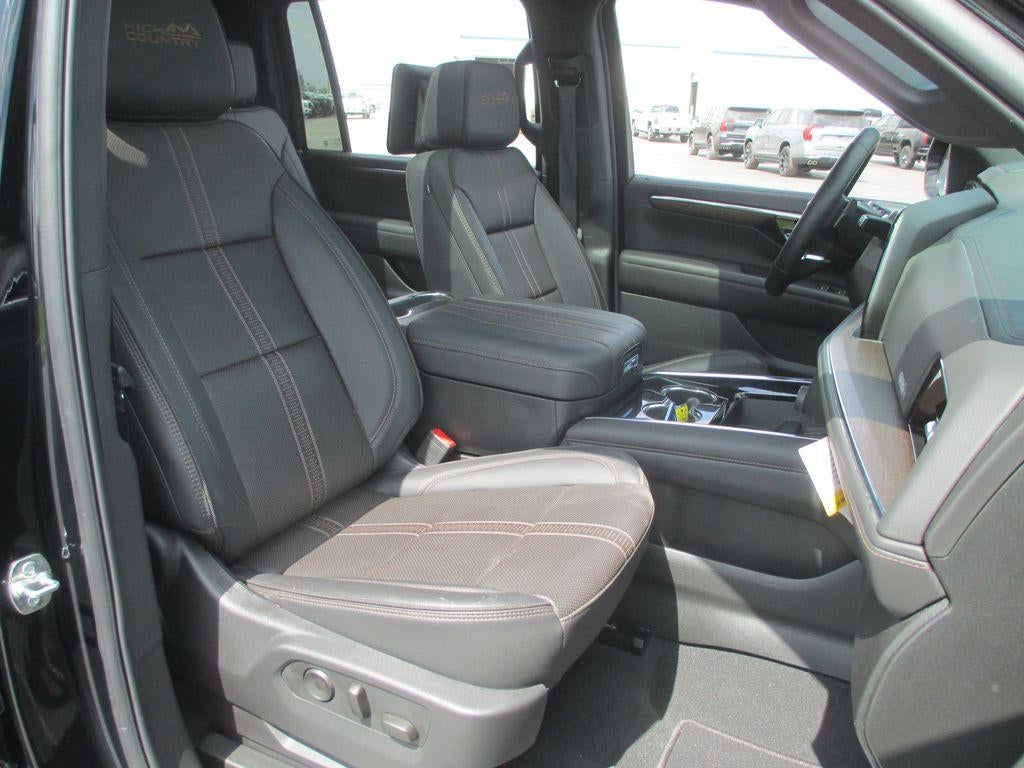 2025 Chevrolet Suburban High Country