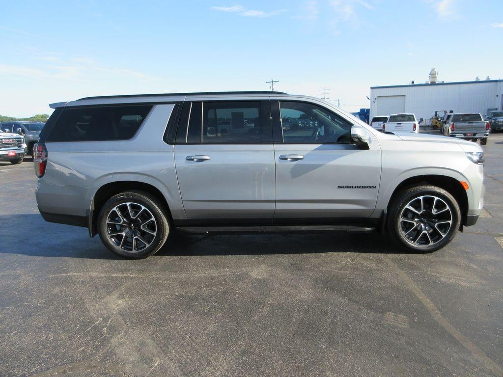 2024 Chevrolet Suburban RST
