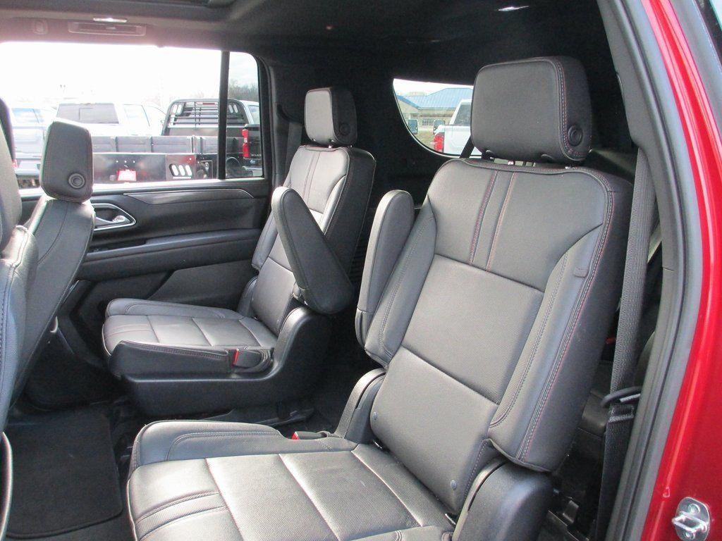 2023 Chevrolet Suburban RST