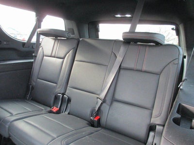 2023 Chevrolet Suburban RST