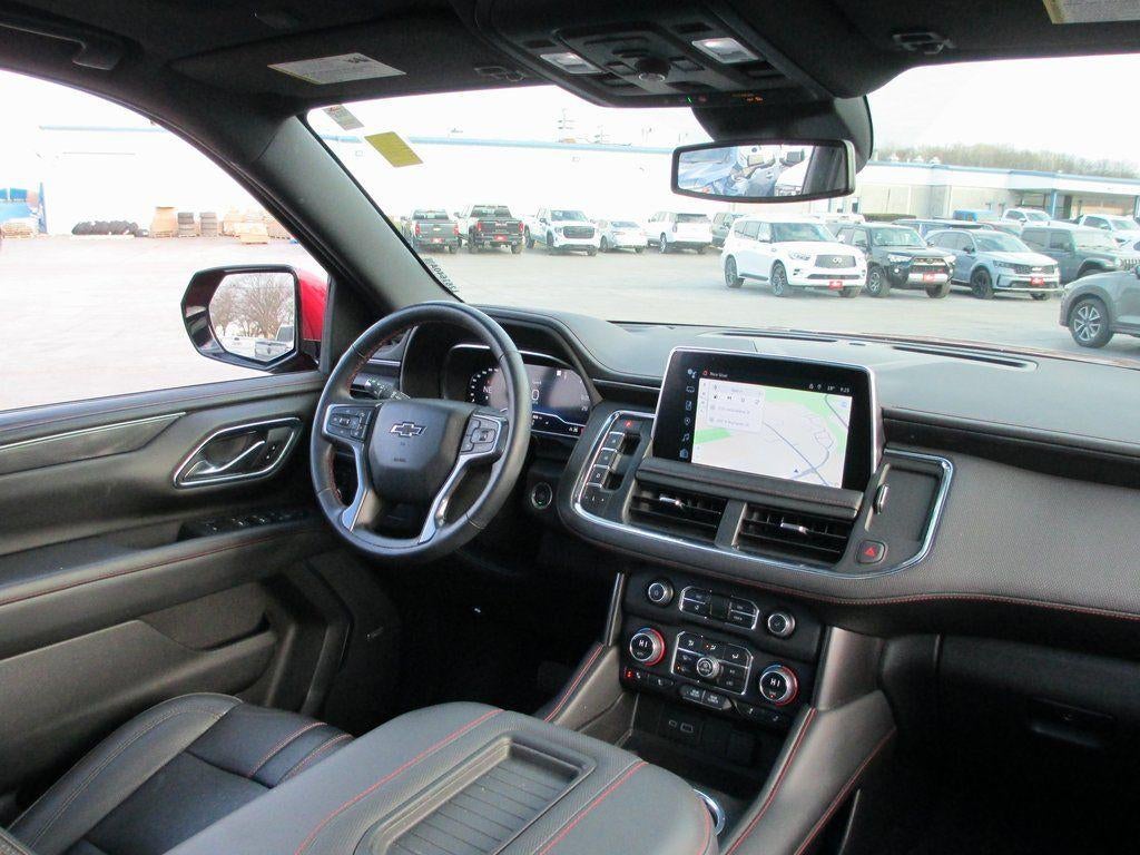 2023 Chevrolet Suburban RST