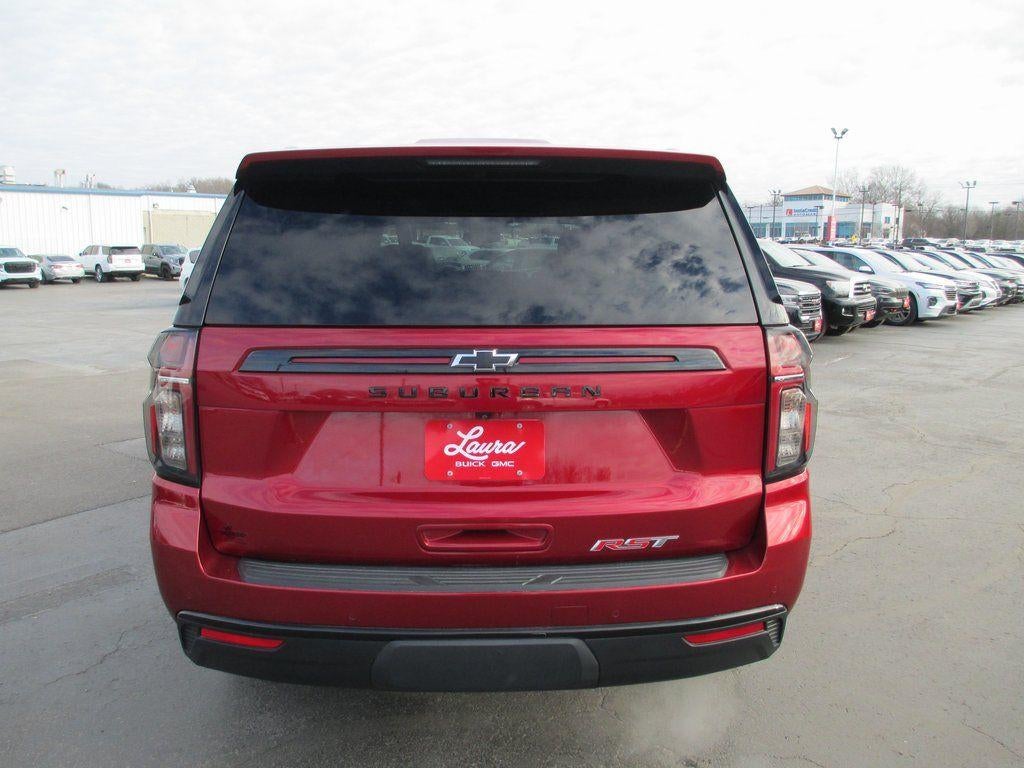 2023 Chevrolet Suburban RST