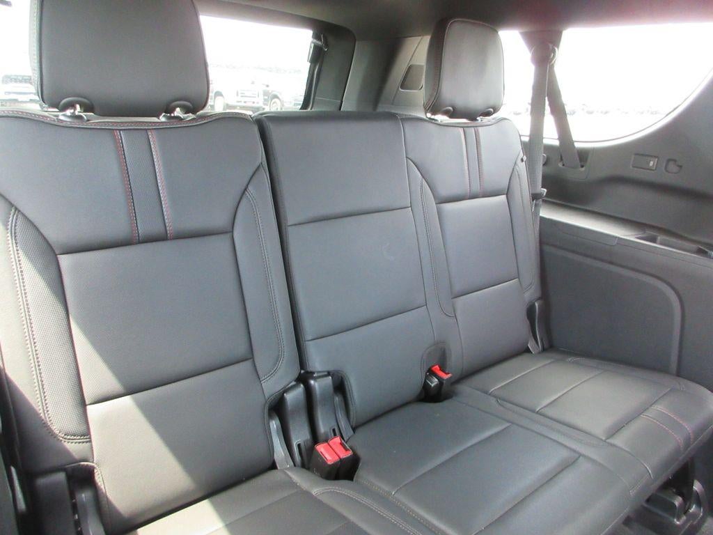 2024 Chevrolet Suburban RST
