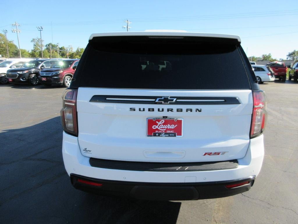 2023 Chevrolet Suburban RST