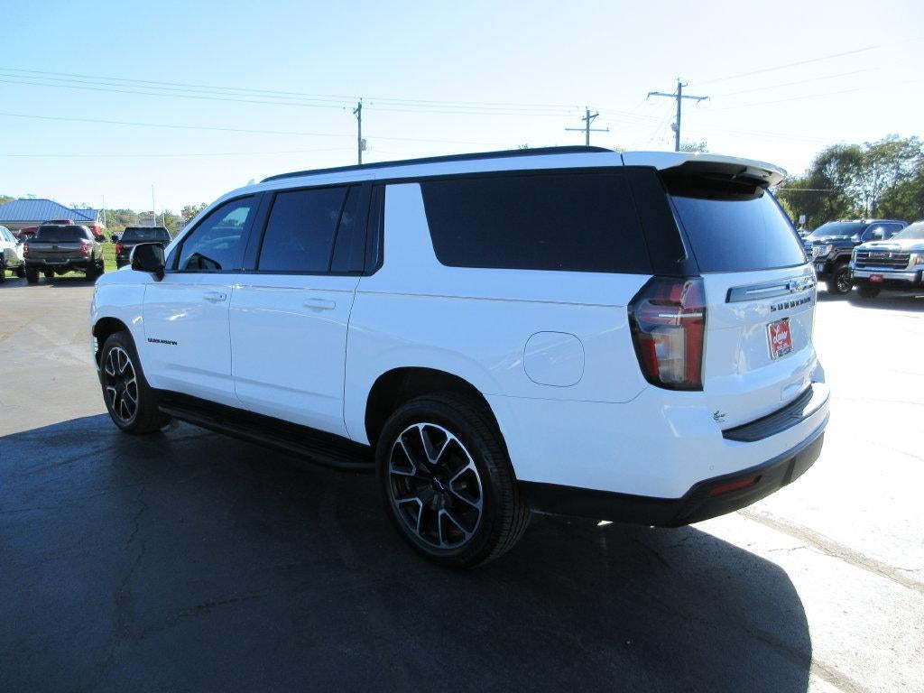 2023 Chevrolet Suburban RST