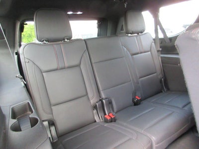 2023 Chevrolet Suburban RST
