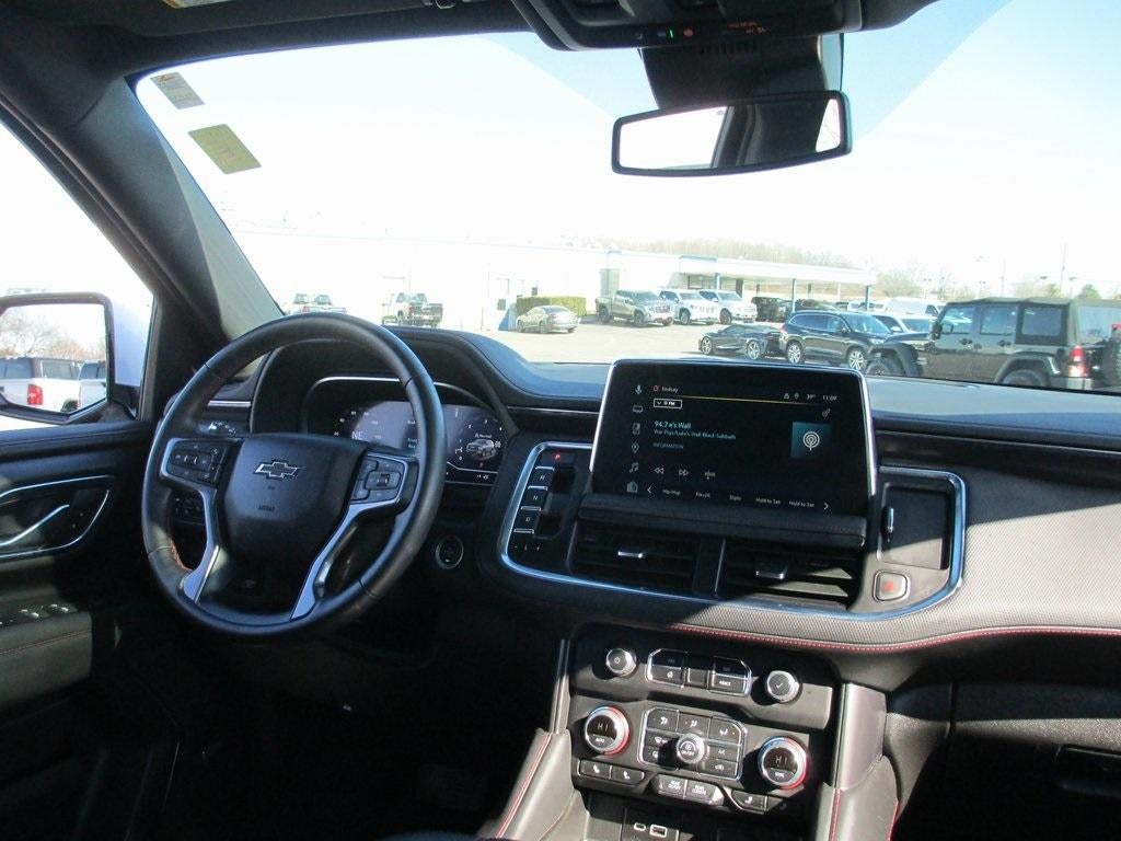 2023 Chevrolet Suburban RST