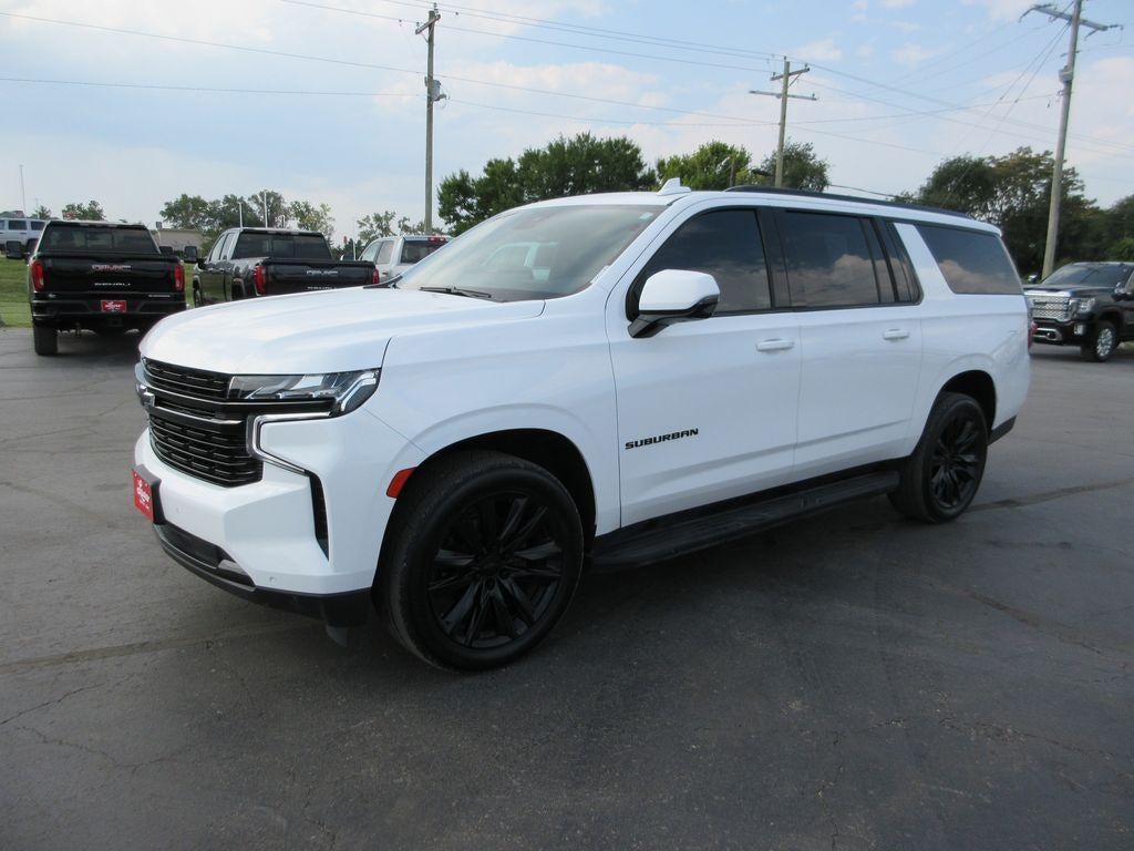 2023 Chevrolet Suburban RST