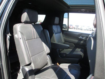 2023 Chevrolet Suburban RST