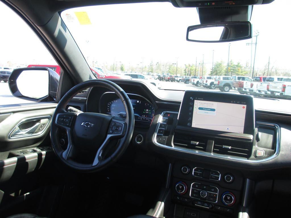 2023 Chevrolet Suburban RST