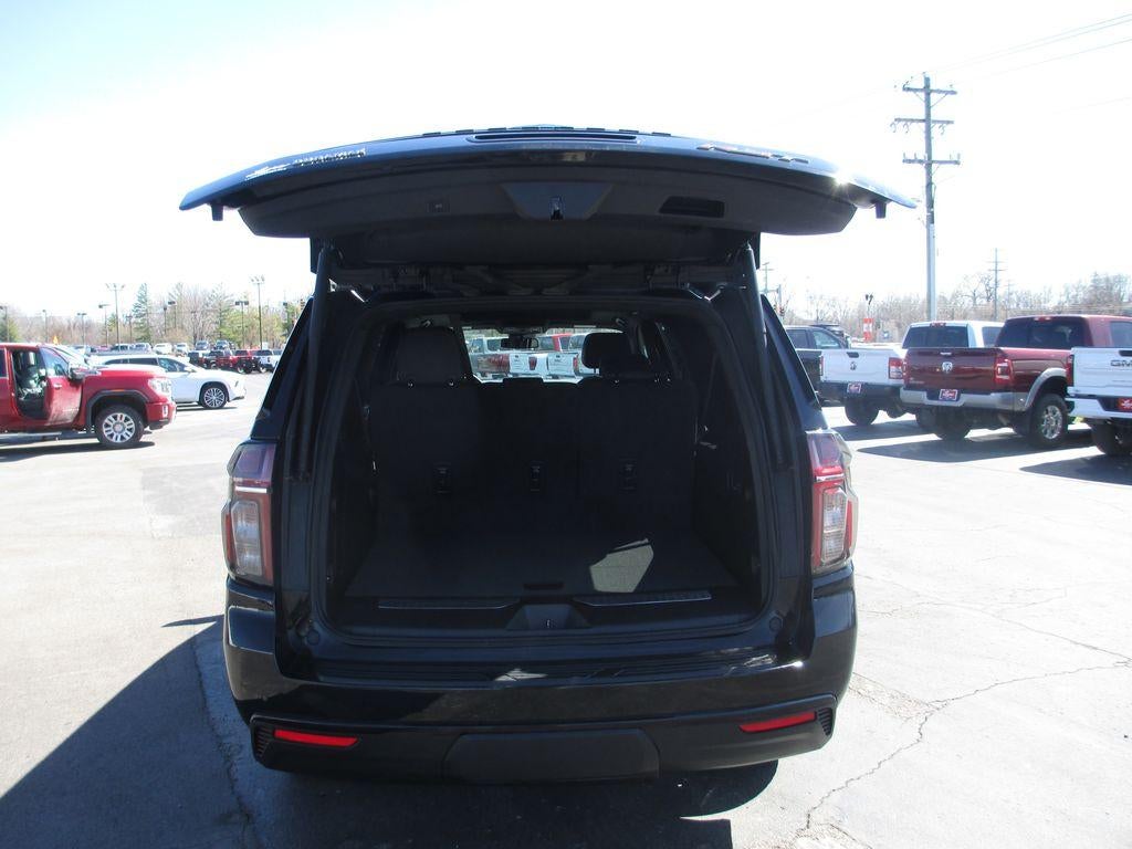 2023 Chevrolet Suburban RST