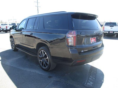 2023 Chevrolet Suburban RST