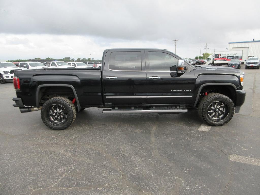 2019 GMC Sierra 2500 HD Denali