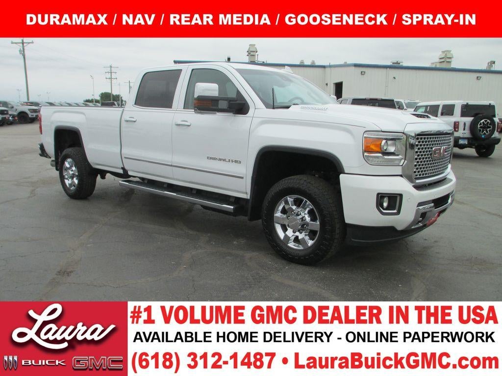 2017 GMC Sierra 4WD Crew Cab Long Box Denali's photo