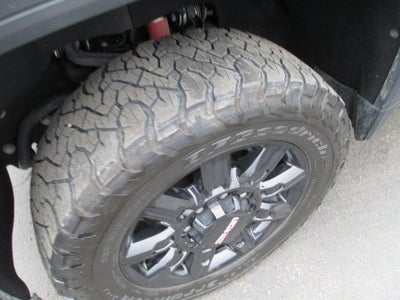 2024 GMC Sierra 2500 HD AT4