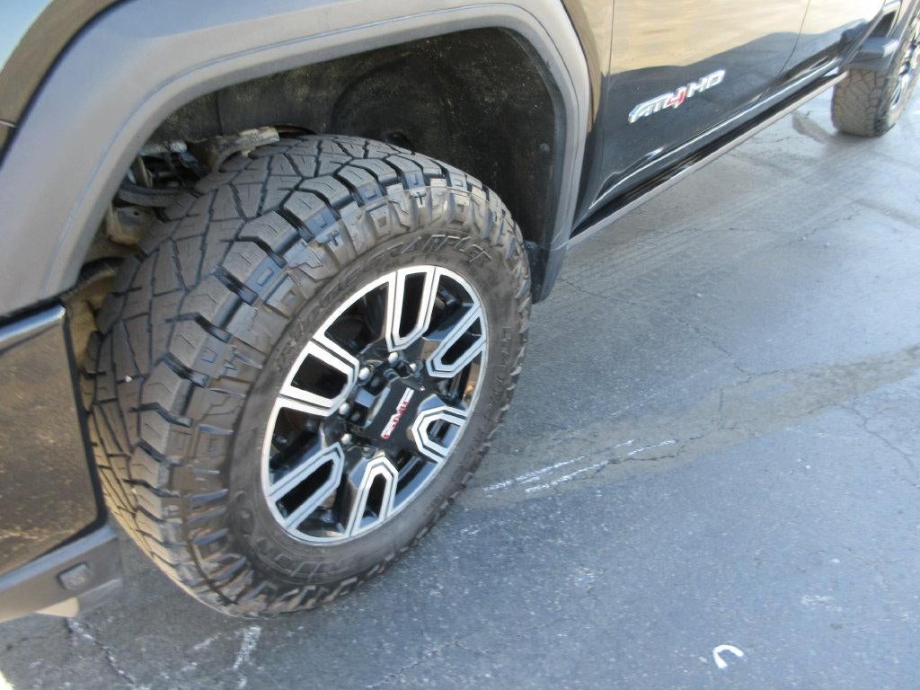 2023 GMC Sierra 2500 HD AT4
