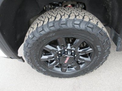 2024 GMC Sierra 2500 HD AT4
