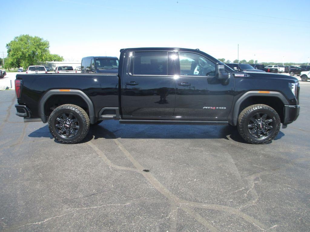 2024 GMC Sierra 2500 HD AT4