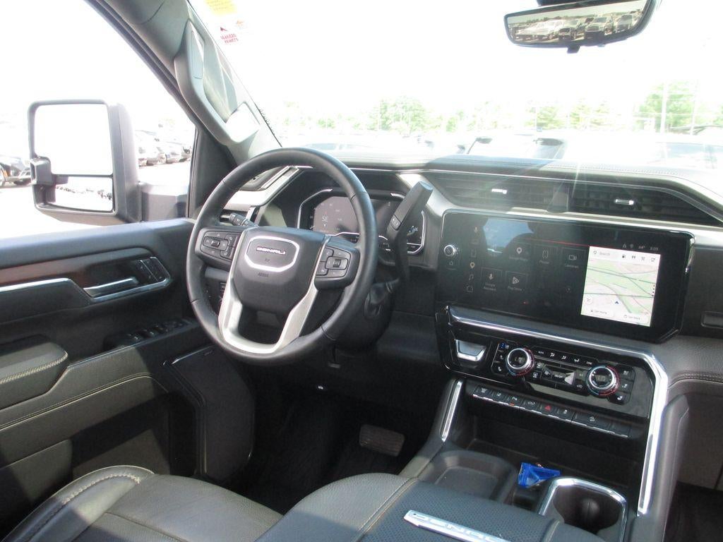 2024 GMC Sierra 2500 HD Denali