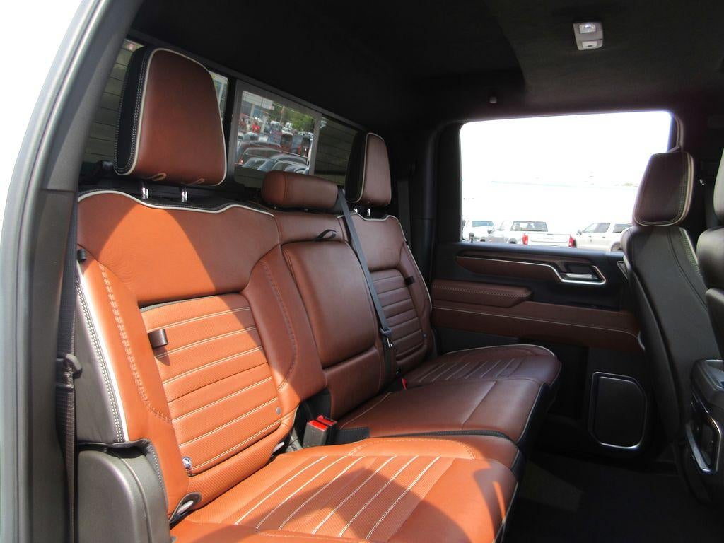 2024 GMC Sierra 3500 HD Denali Ultimate DRW