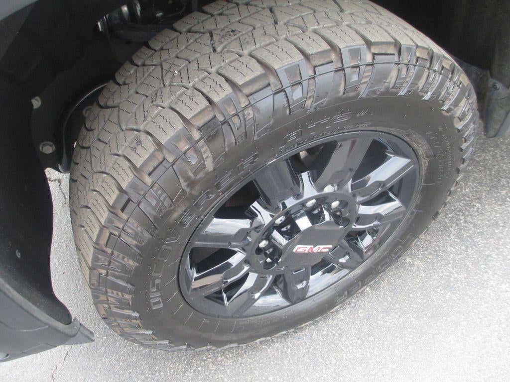 2025 GMC Sierra 2500 HD AT4
