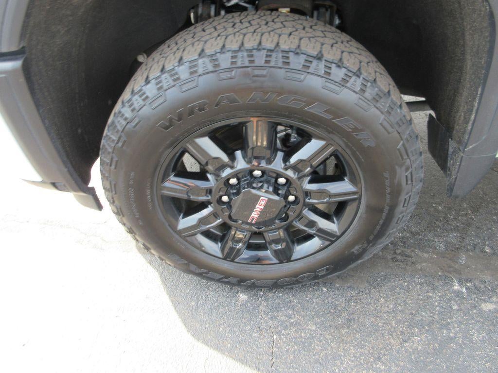 2025 GMC Sierra 2500 HD AT4