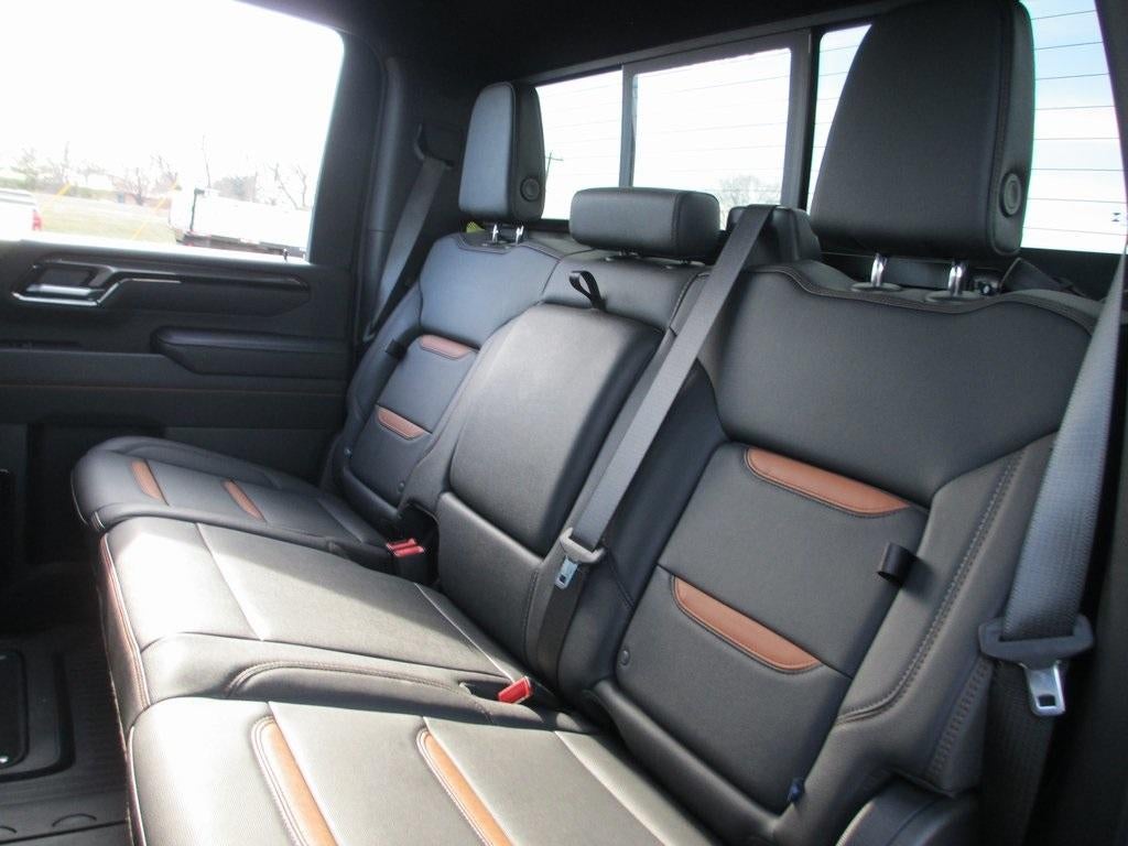 2025 GMC Sierra 2500 HD AT4