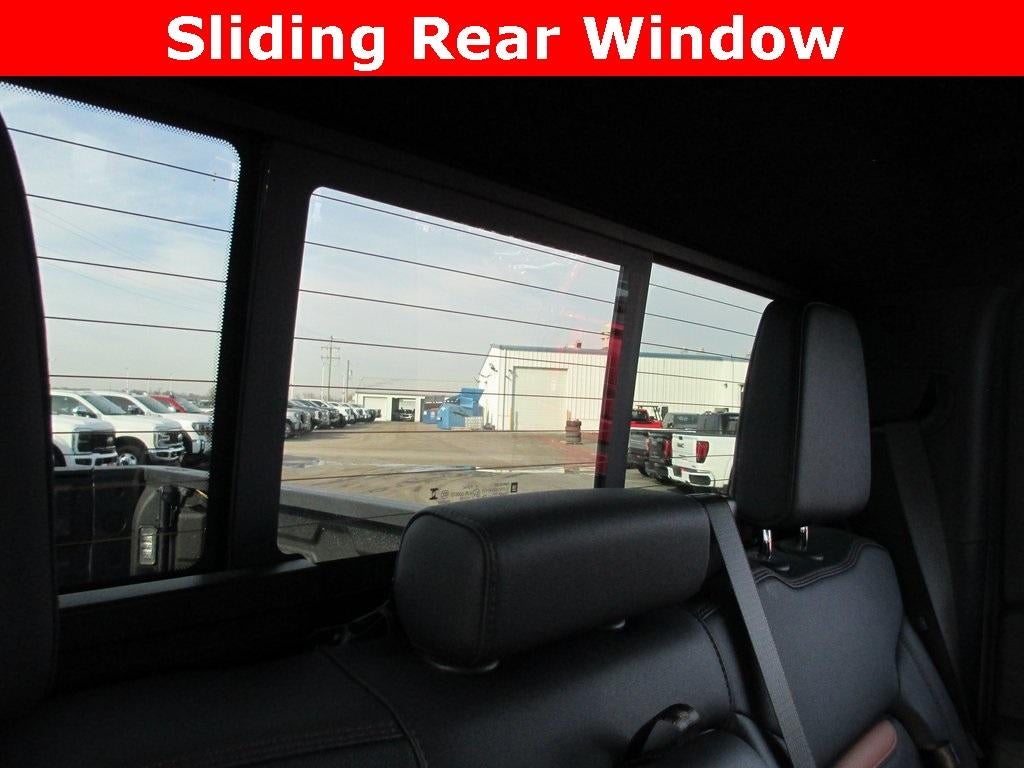 2025 GMC Sierra 2500 HD AT4