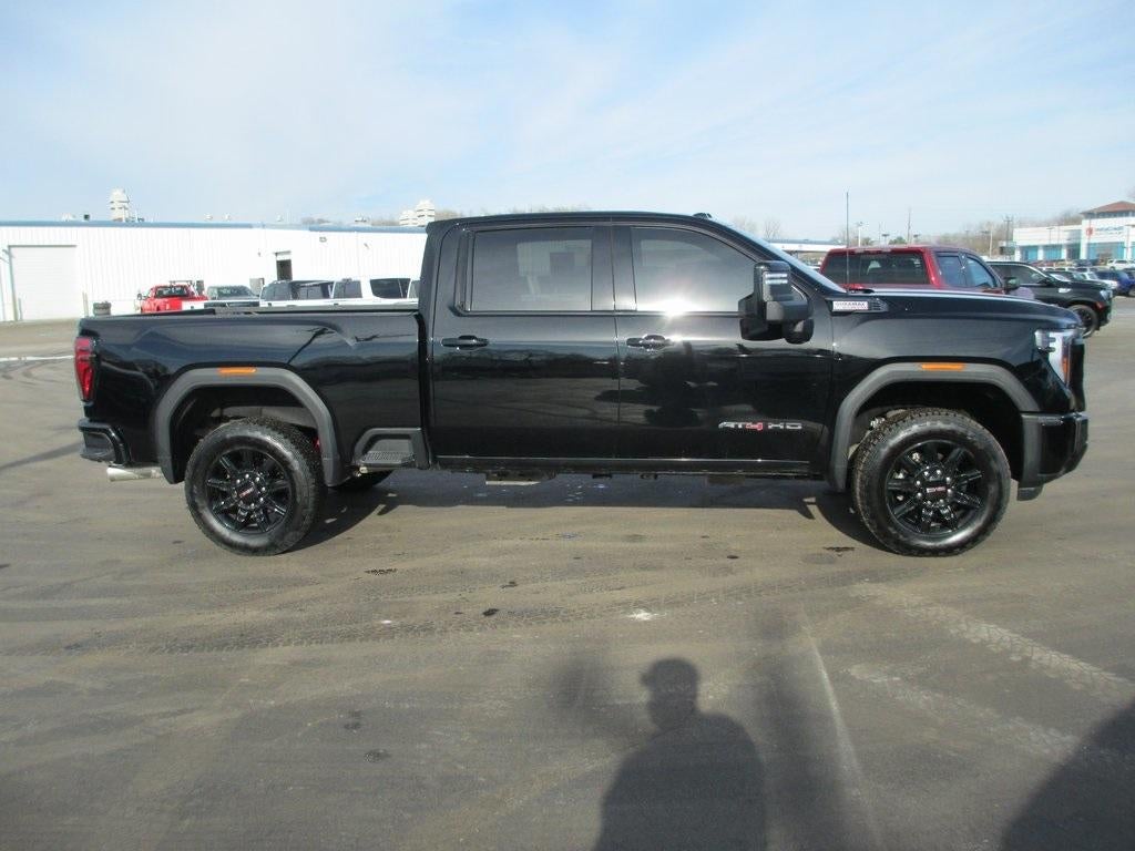 2025 GMC Sierra 2500 HD AT4