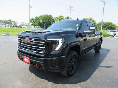 2025 GMC Sierra 2500 HD AT4
