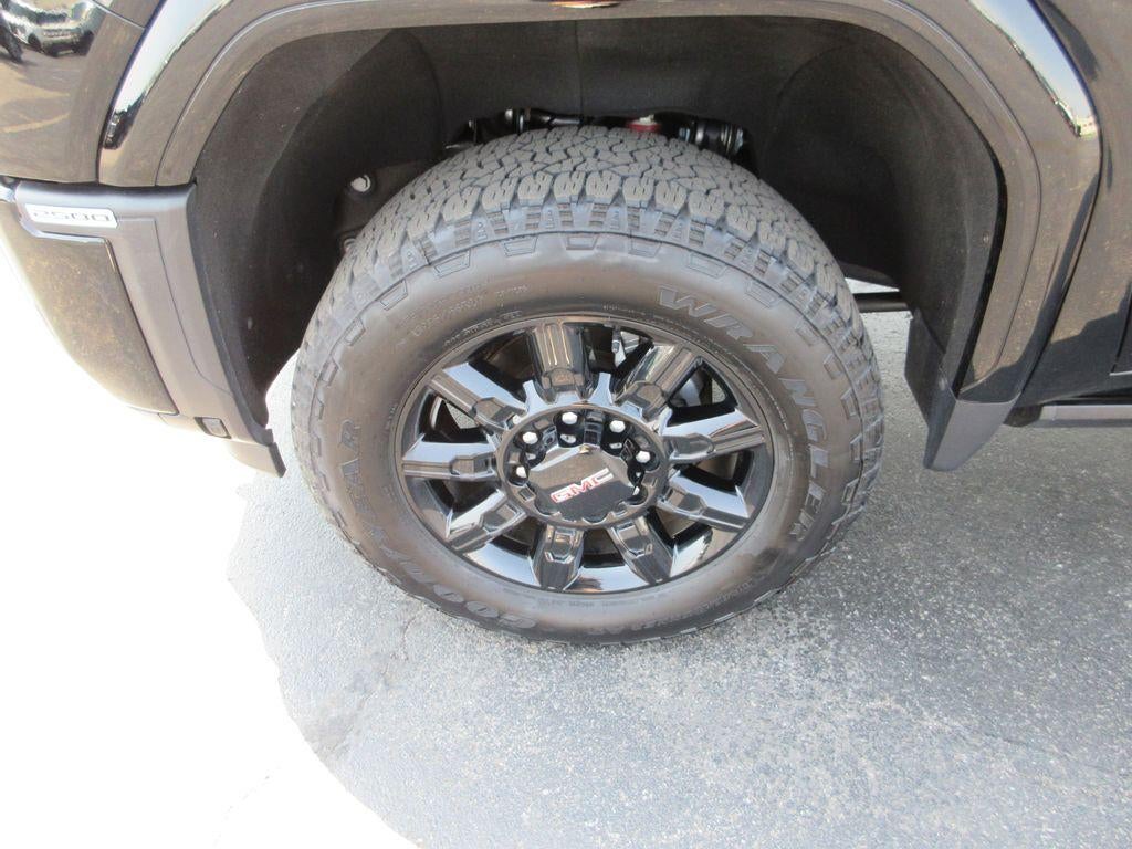 2025 GMC Sierra 2500 HD AT4