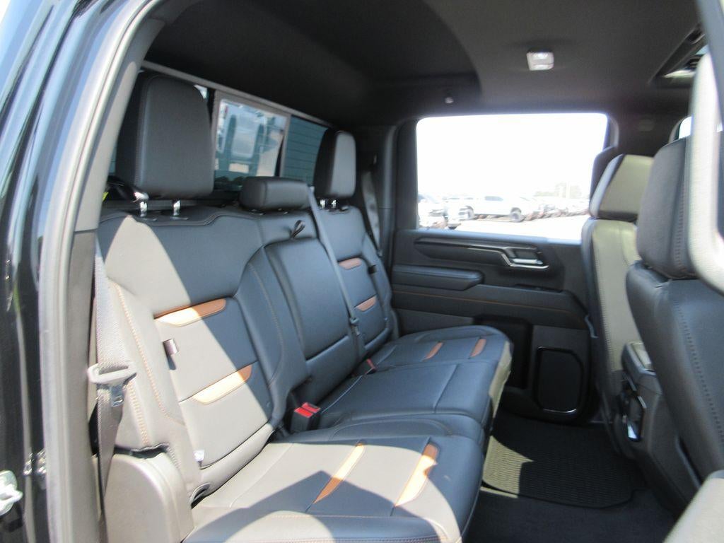 2025 GMC Sierra 2500 HD AT4