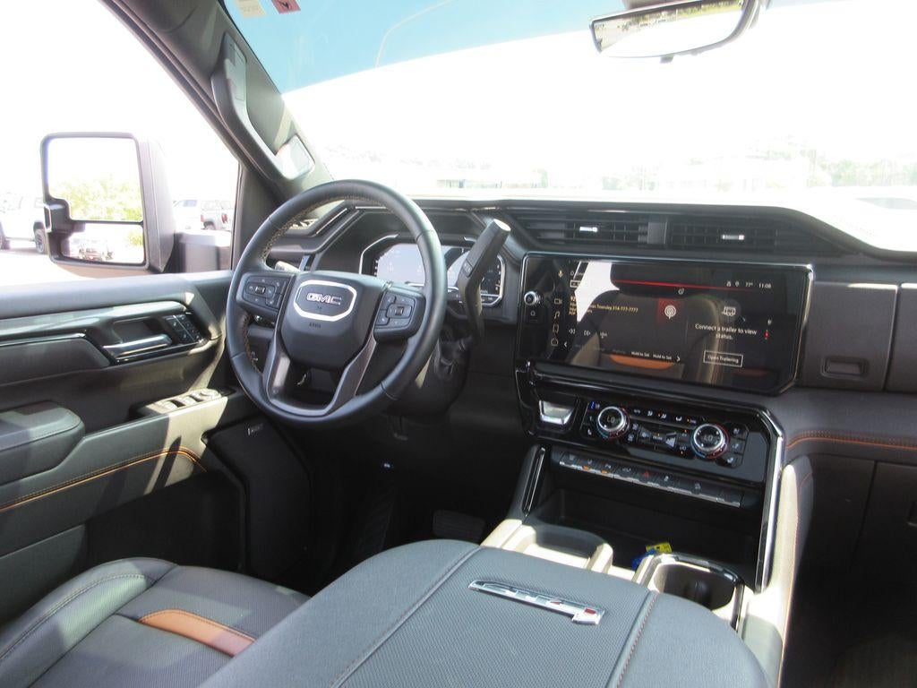 2025 GMC Sierra 2500 HD AT4