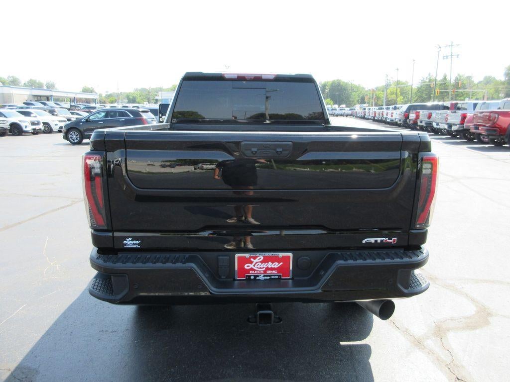 2025 GMC Sierra 2500 HD AT4